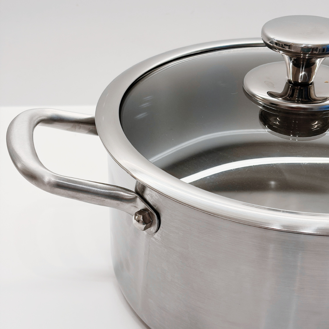 TITÁN Classic Soup Pot — 24cm
