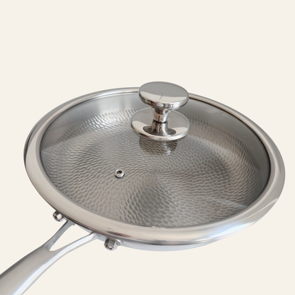 TITÁN Signature Hammered Frying Pan — 28cm