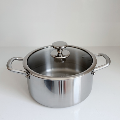 TITÁN Classic Soup Pot — 24cm