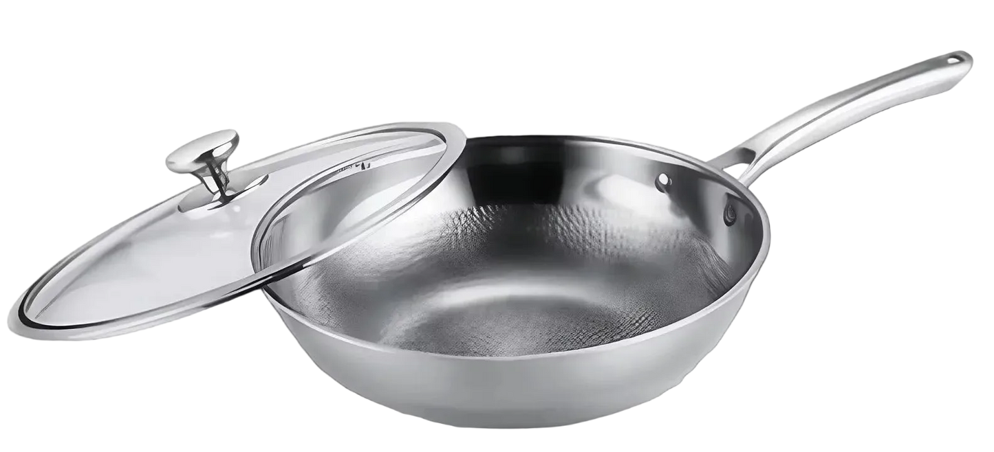 TITÁN Signature Hammered Wok — 30cm